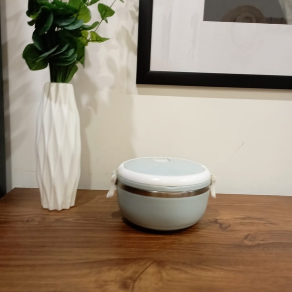 Miniso Bento Storage Box - Picture 3 of 10